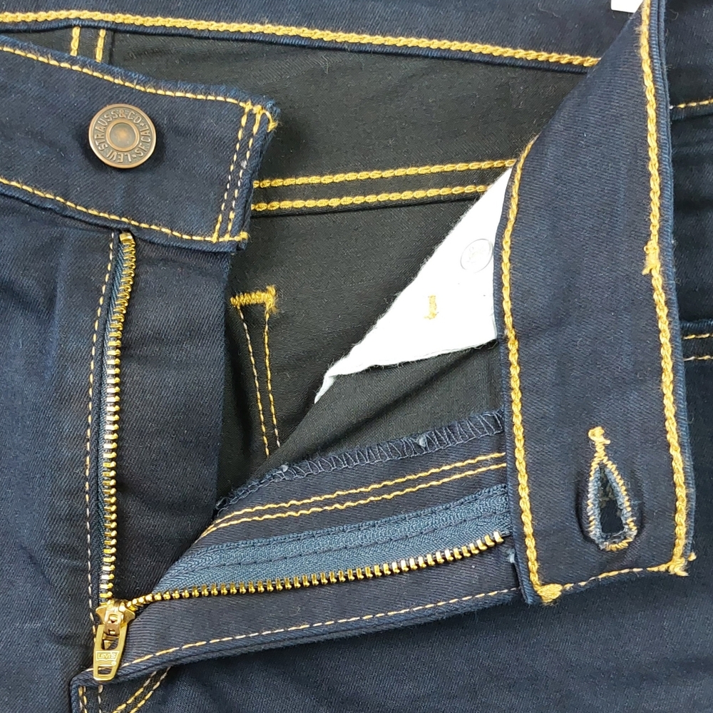 Levis Jeans Womens Size 29x30 Blue Denim 711 Skinny Mid Rise Stretch NWT $69.50 - Picture 9 of 16